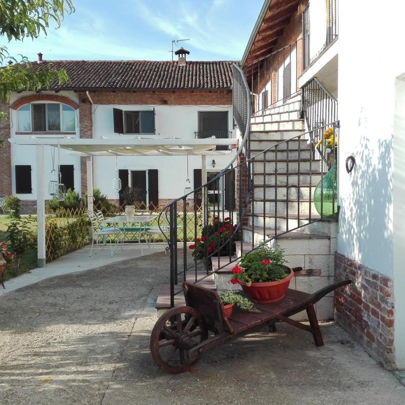 Cascina Belvedere Quargnento Extérieur photo