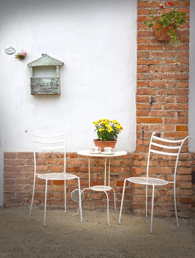 Cascina Belvedere Quargnento Extérieur photo
